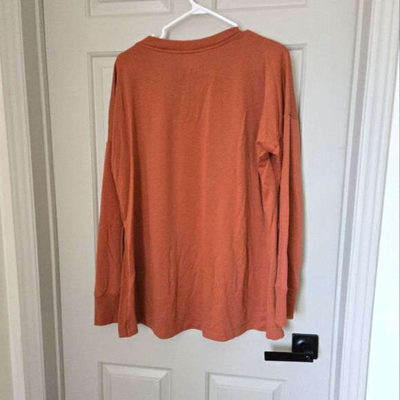 Wonderly Studio Long Sleeve Sweatshirt Size L - Picture 4 of 5